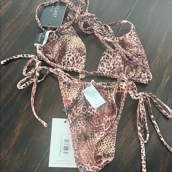 Leopard Print Triangle Bikini Set - Picture 7 of 7